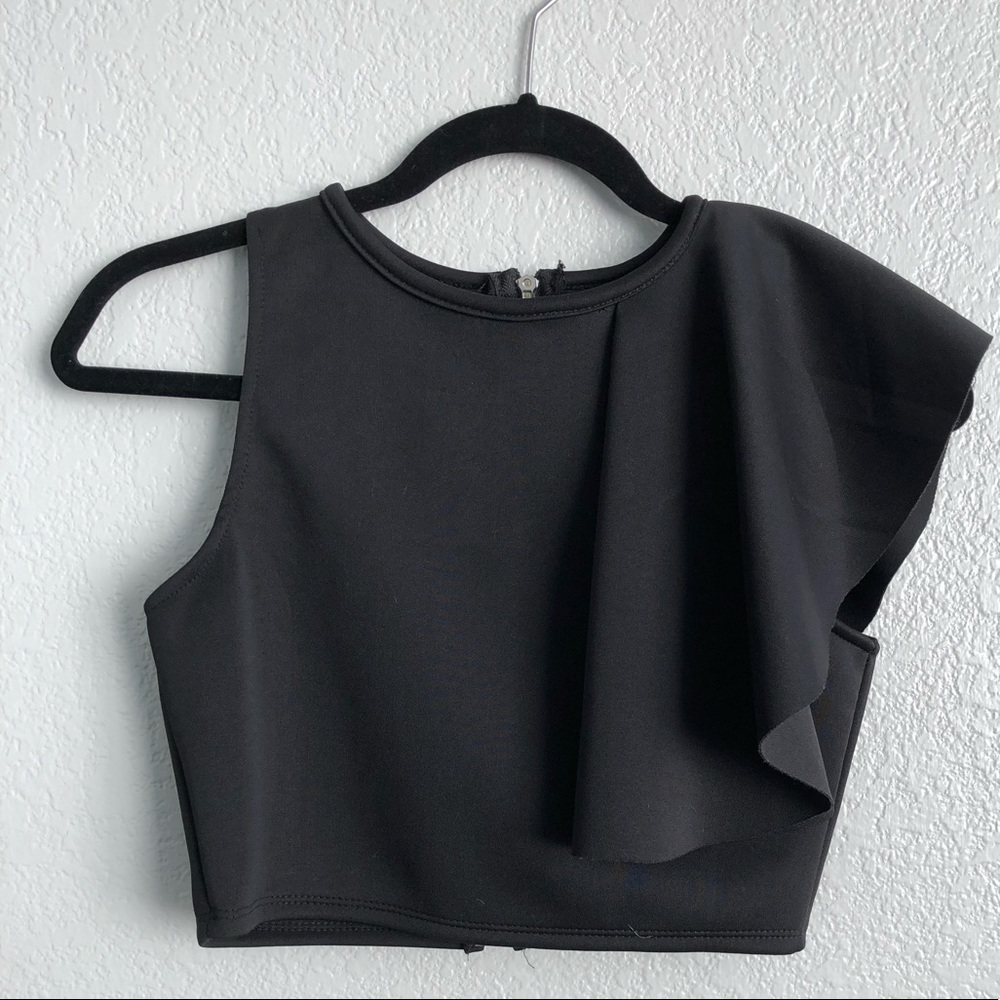 Flutter crop top